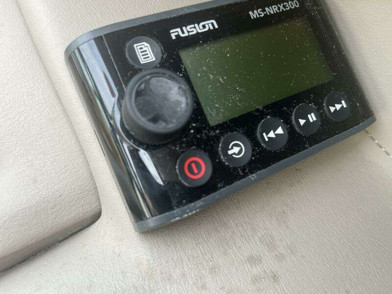 28ft Cobalt Yacht For Sale