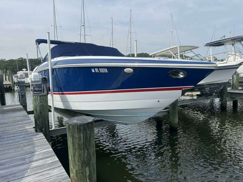 28ft Cobalt Yacht For Sale