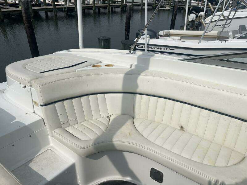 28ft Cobalt Yacht For Sale