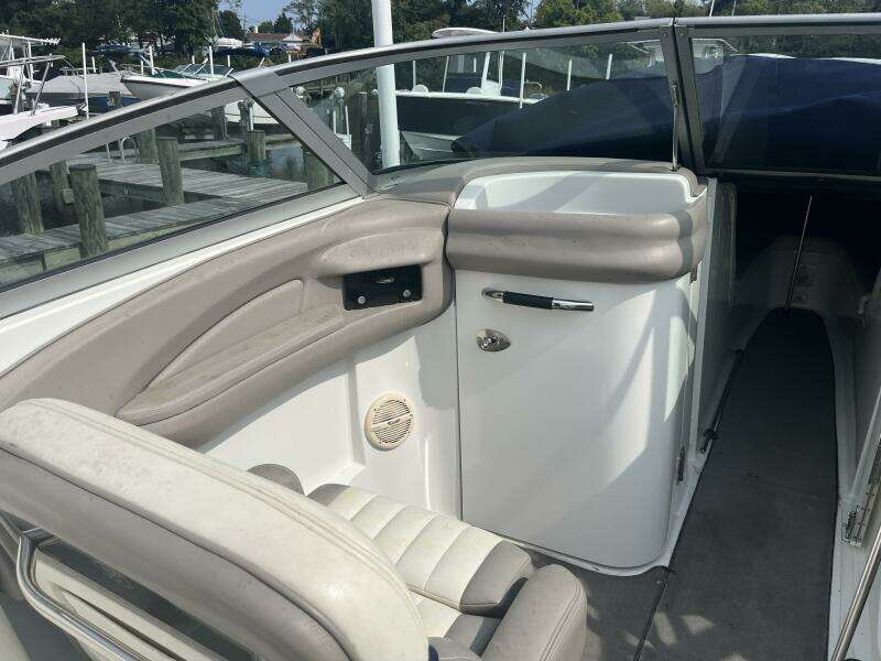 28ft Cobalt Yacht For Sale