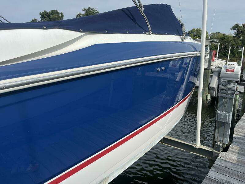 28ft Cobalt Yacht For Sale