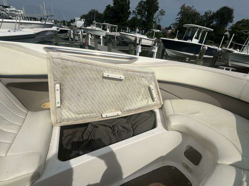 28ft Cobalt Yacht For Sale