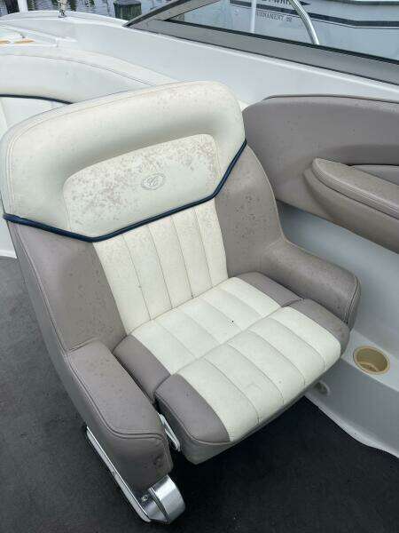 28ft Cobalt Yacht For Sale