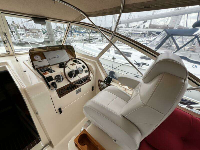 34ft Mainship Yacht For Sale