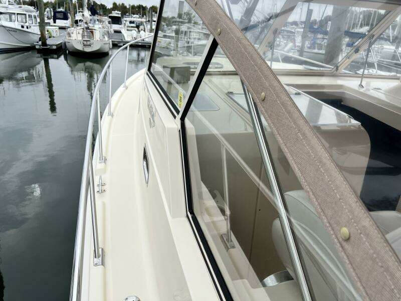 34ft Mainship Yacht For Sale
