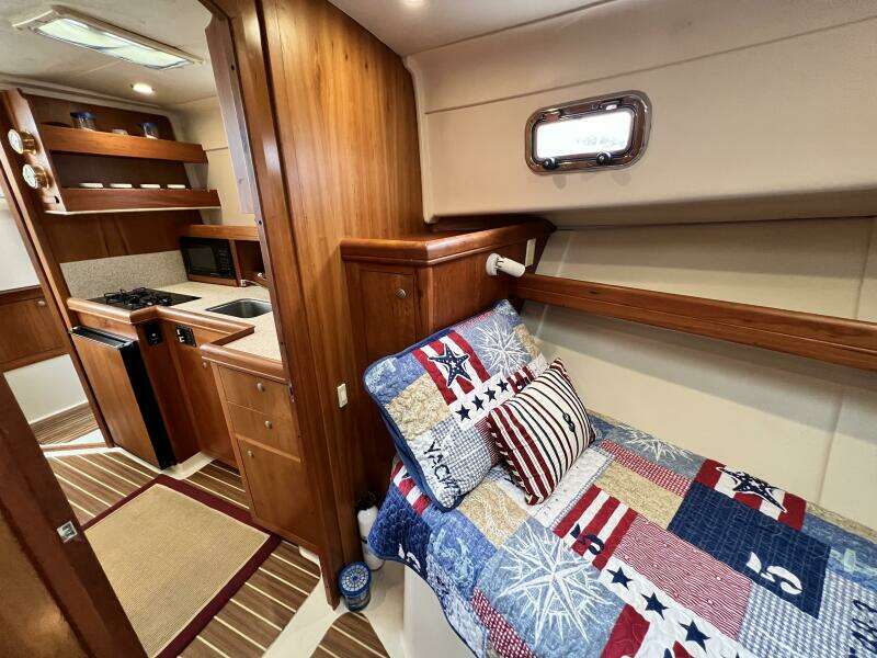 34ft Mainship Yacht For Sale
