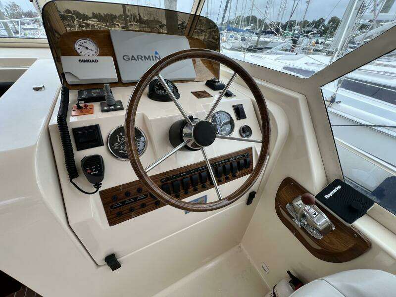 34ft Mainship Yacht For Sale