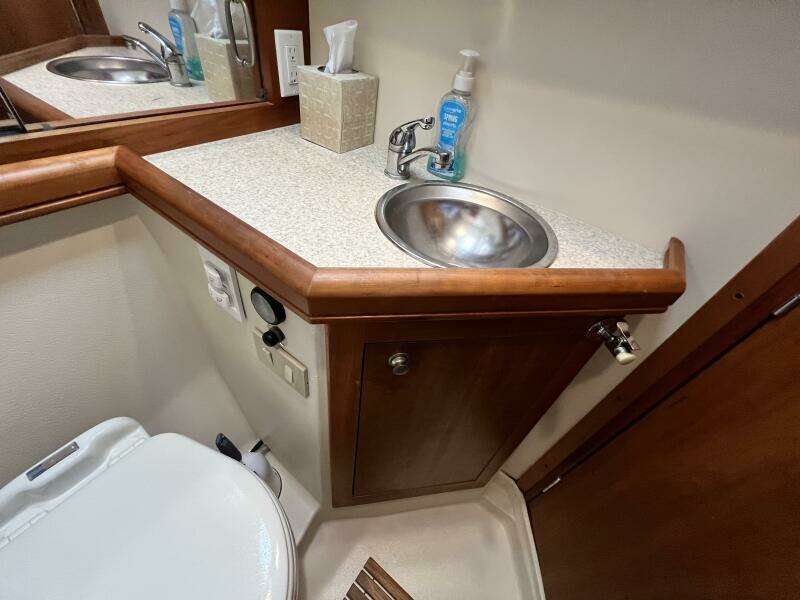 34ft Mainship Yacht For Sale