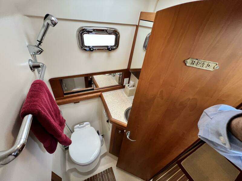 34ft Mainship Yacht For Sale
