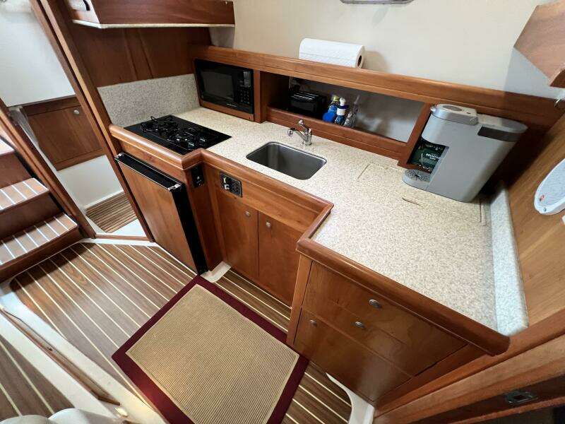 34ft Mainship Yacht For Sale