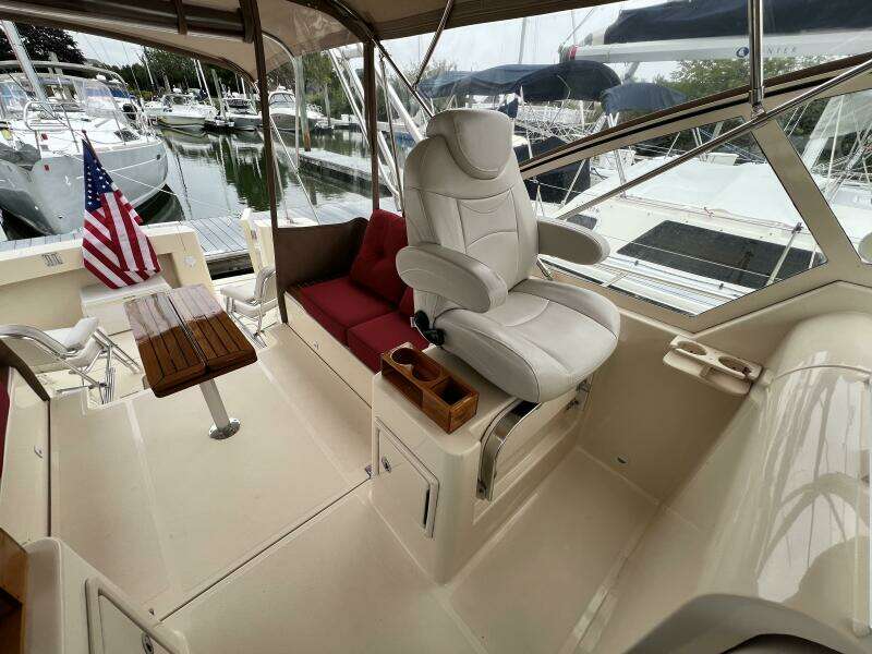 34ft Mainship Yacht For Sale