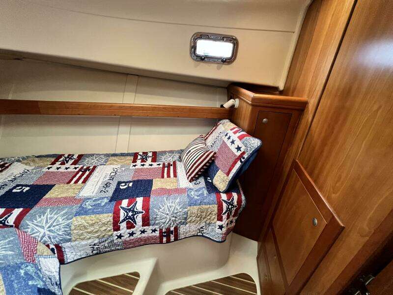 34ft Mainship Yacht For Sale