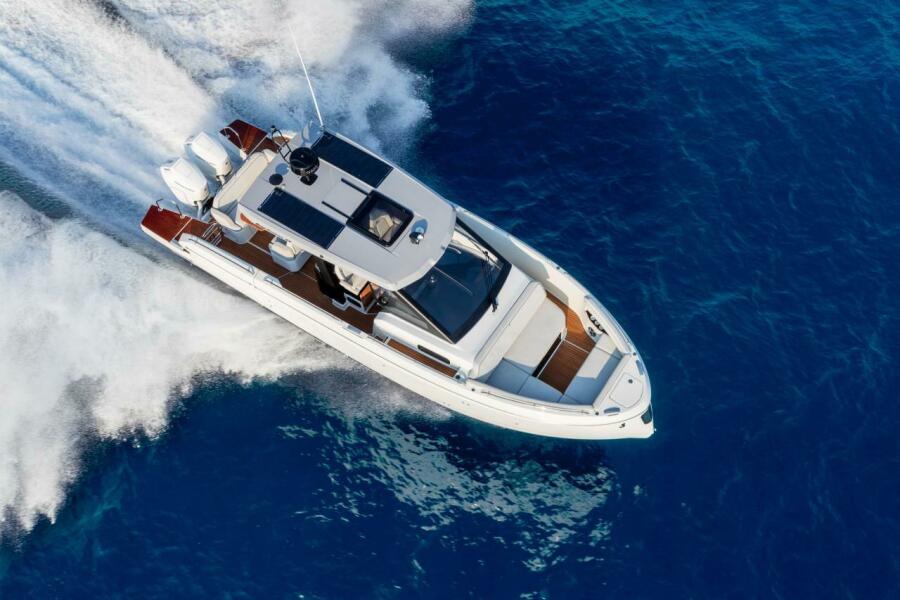 36' 2026 Beneteau Gran Turismo 35