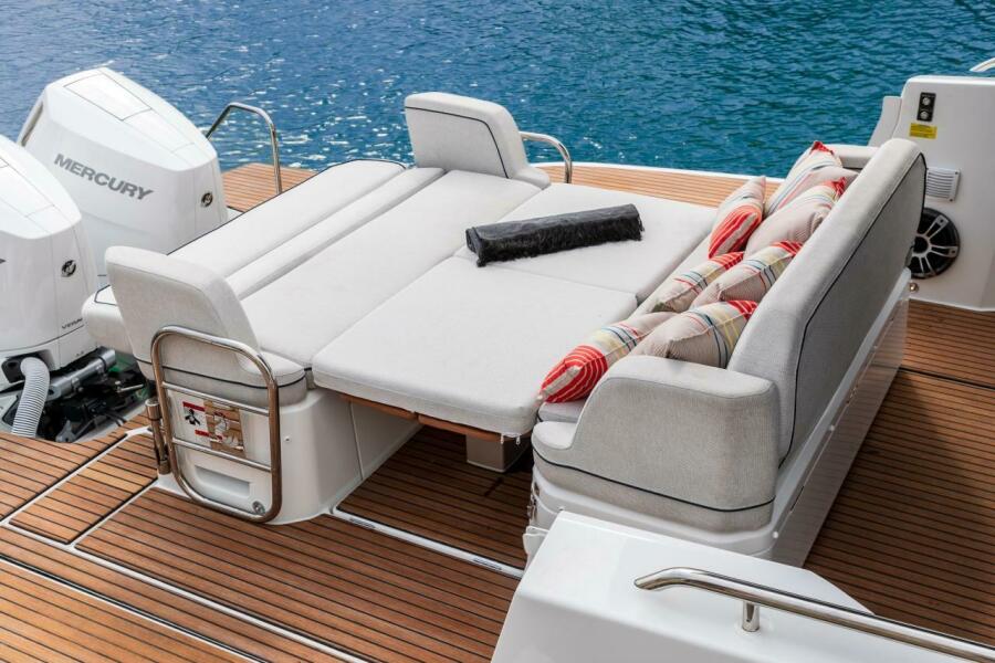 36' 2026 Beneteau Gran Turismo 35