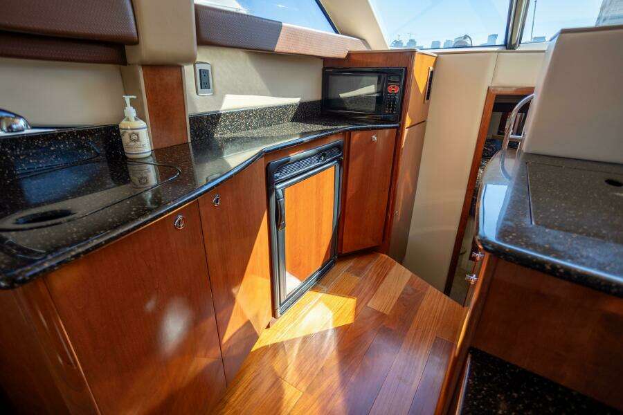 Seacougs 34ft Meridian Yacht For Sale