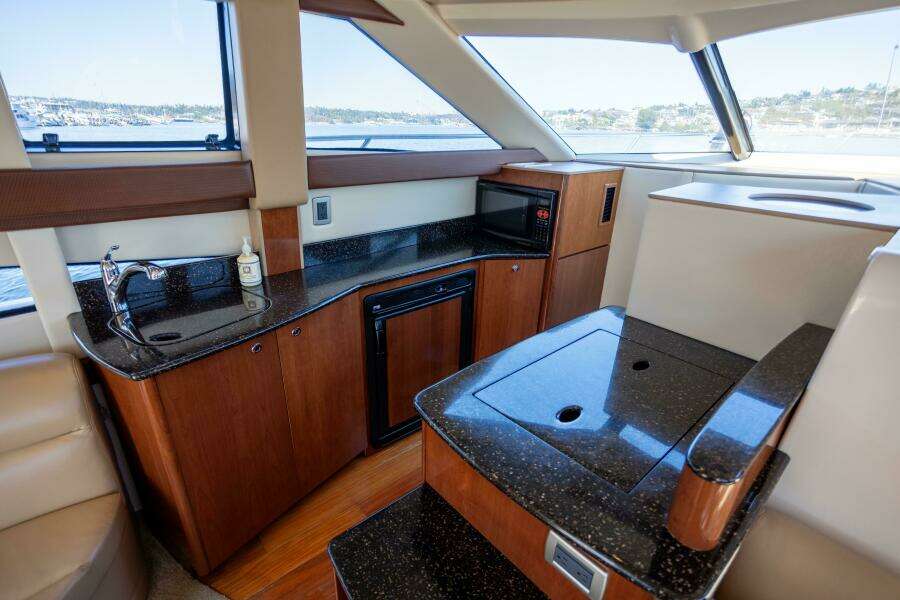 Seacougs 34ft Meridian Yacht For Sale