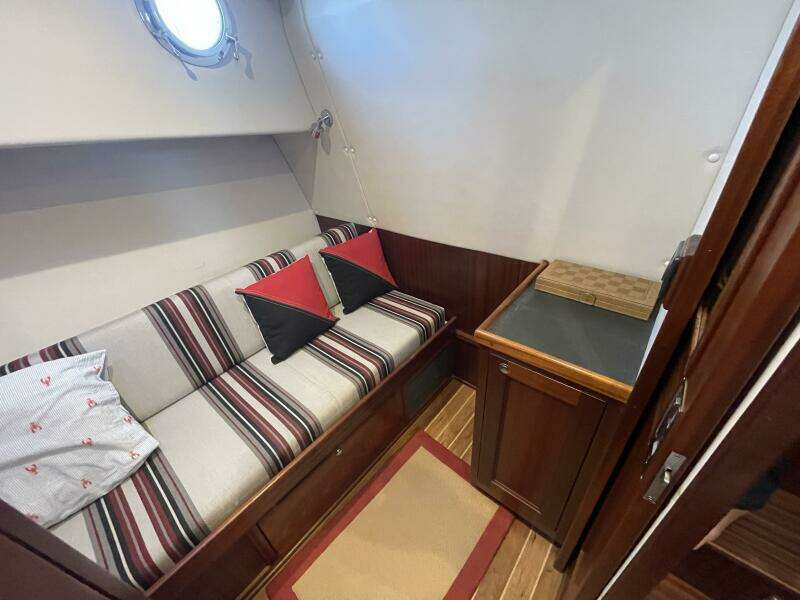 SPRAY 39ft Nordic Tugs Yacht For Sale