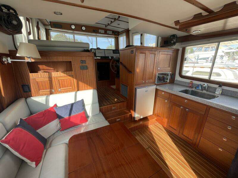 SPRAY 39ft Nordic Tugs Yacht For Sale
