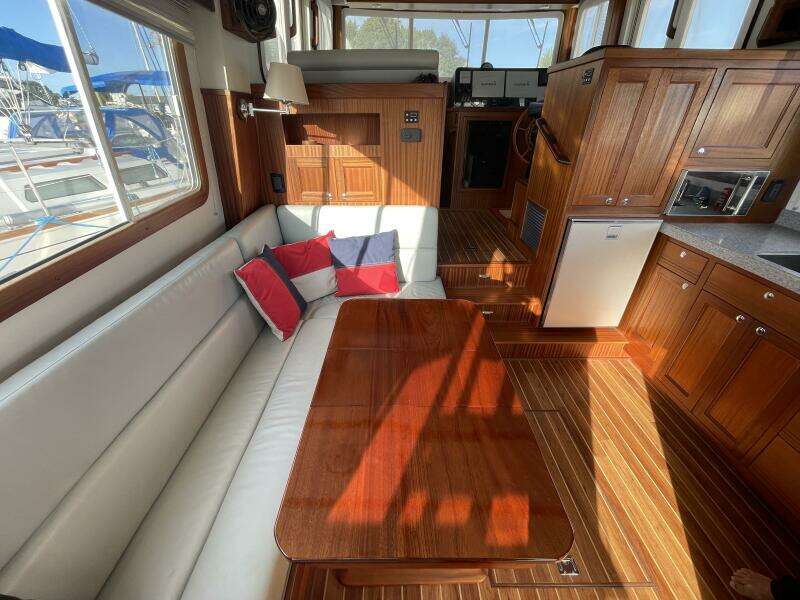 SPRAY 39ft Nordic Tugs Yacht For Sale