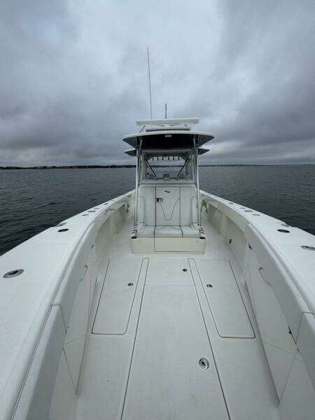 Remote Work 37ft SeaVee Yacht For Sale
