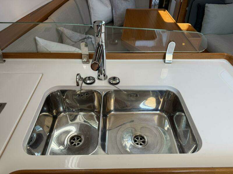 SPECTRE 38ft X Yachts Yacht For Sale
