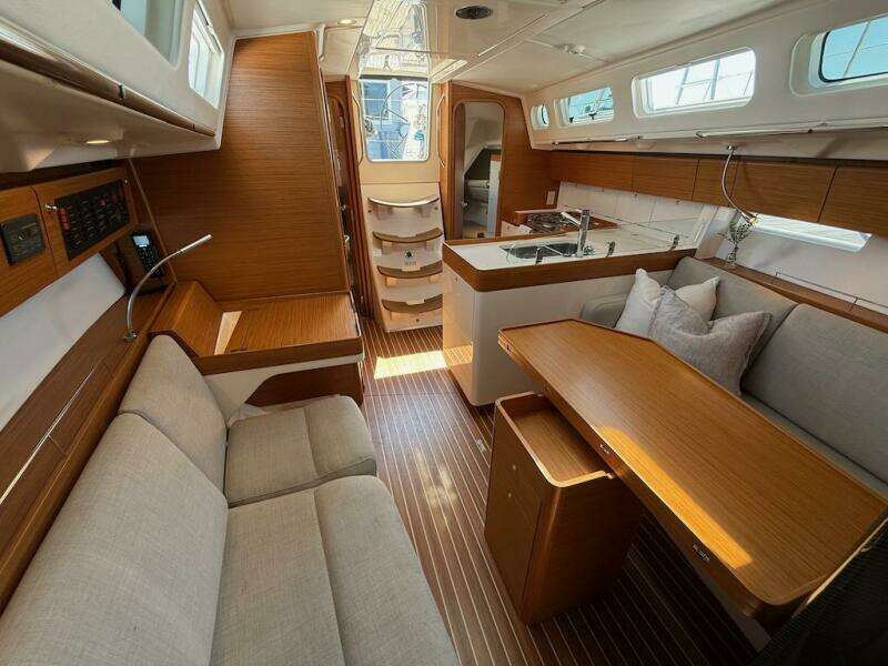 SPECTRE 38ft X Yachts Yacht For Sale