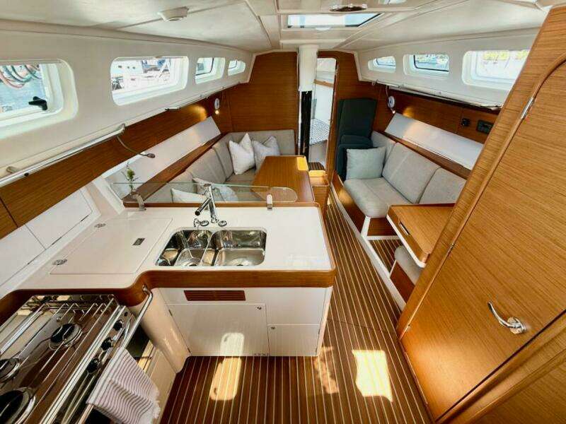 SPECTRE 38ft X Yachts Yacht For Sale