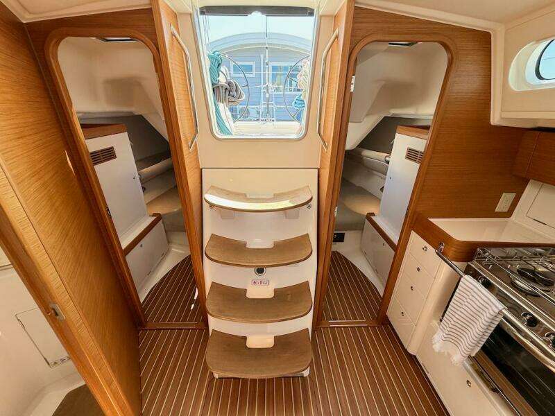SPECTRE 38ft X Yachts Yacht For Sale