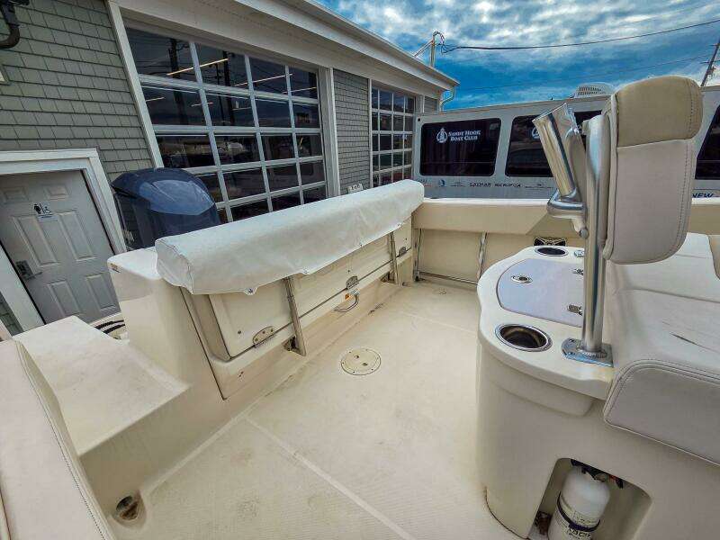 24ft Robalo Yacht For Sale