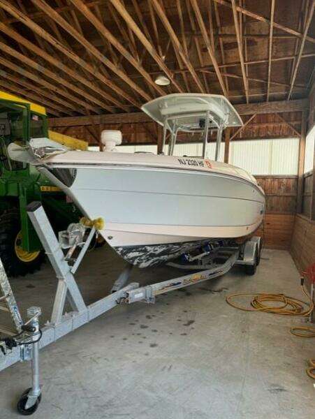 24ft Robalo Yacht For Sale