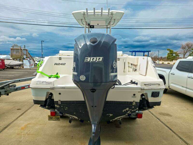 24ft Robalo Yacht For Sale