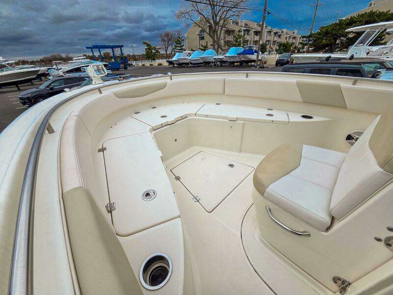 24ft Robalo Yacht For Sale