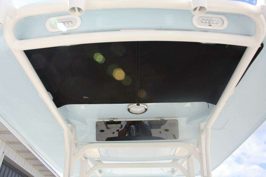 27ft Boston Whaler Yacht For Sale