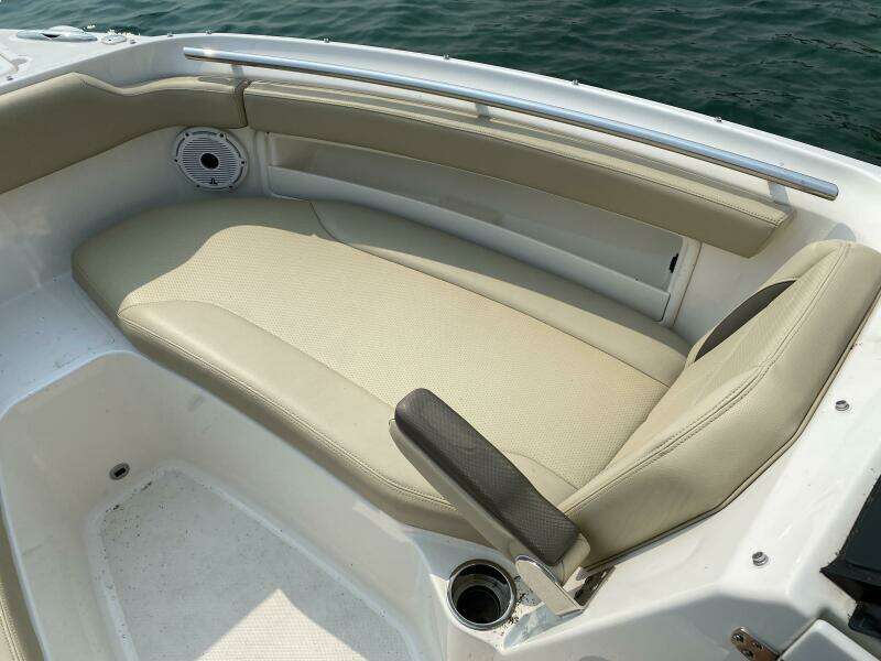 RePete 26ft Pursuit Yacht For Sale