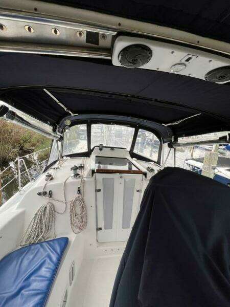 Luna 31ft Hunter Yacht For Sale