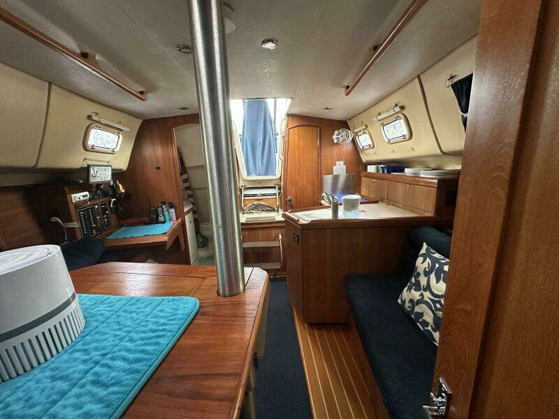Luna 31ft Hunter Yacht For Sale