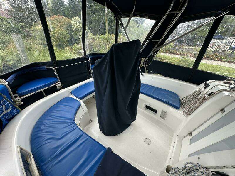 Luna 31ft Hunter Yacht For Sale
