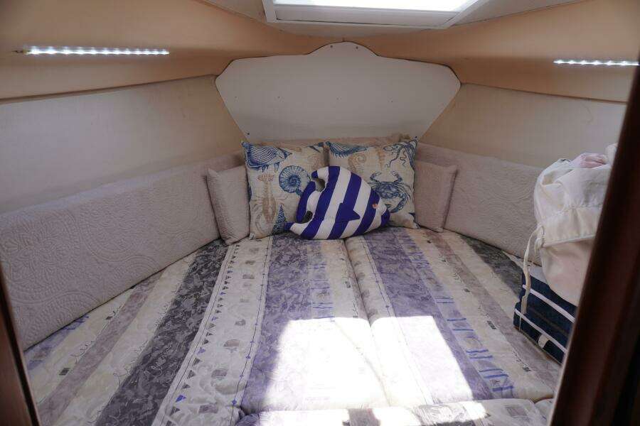 Luna 31ft Hunter Yacht For Sale