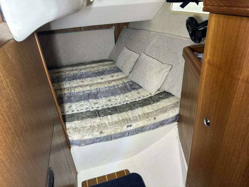 Luna 31ft Hunter Yacht For Sale