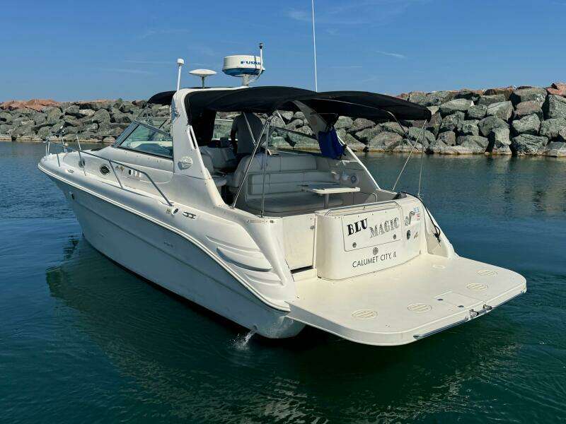 33ft Sea Ray Yacht For Sale