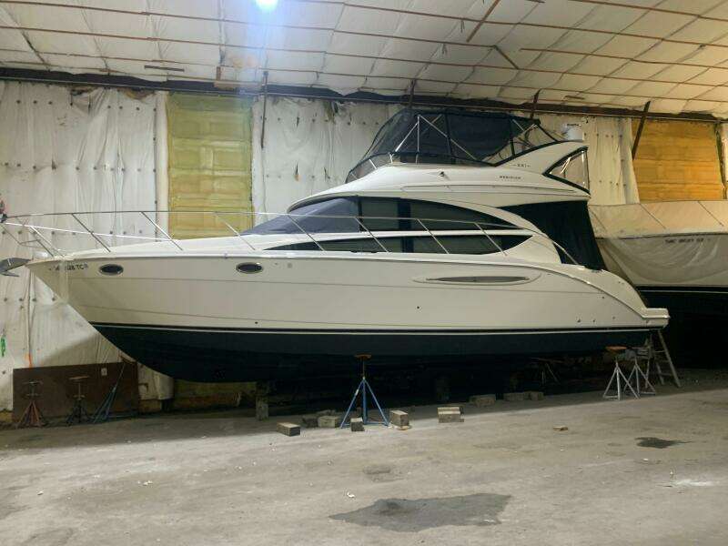 39ft Meridian Yacht For Sale