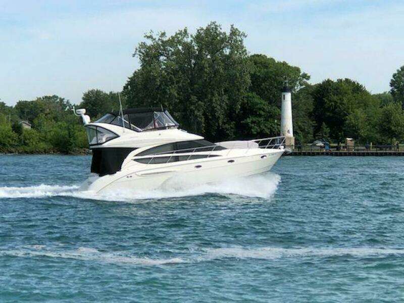 39ft Meridian Yacht For Sale