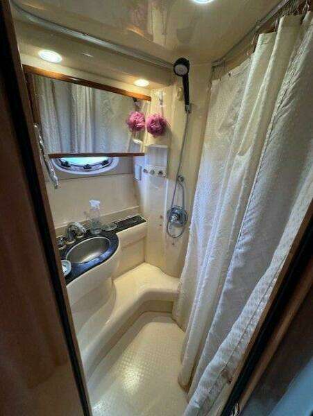 39ft Meridian Yacht For Sale