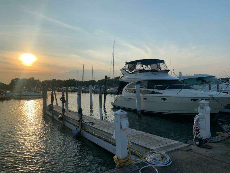 39ft Meridian Yacht For Sale