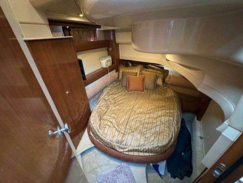 39ft Meridian Yacht For Sale