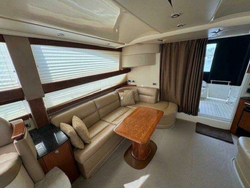 39ft Meridian Yacht For Sale