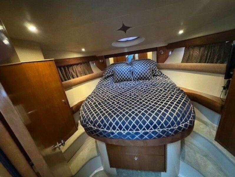 39ft Meridian Yacht For Sale
