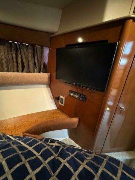 39ft Meridian Yacht For Sale