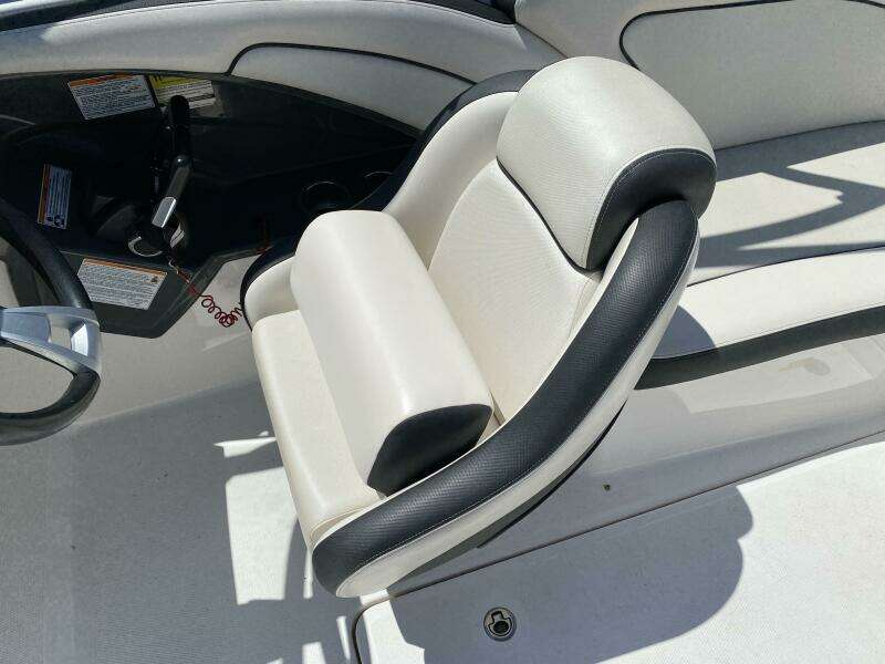 23ft Yamaha Boats Yacht For Sale