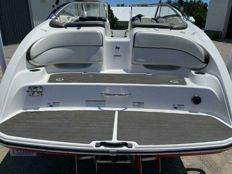 23ft Yamaha Boats Yacht For Sale